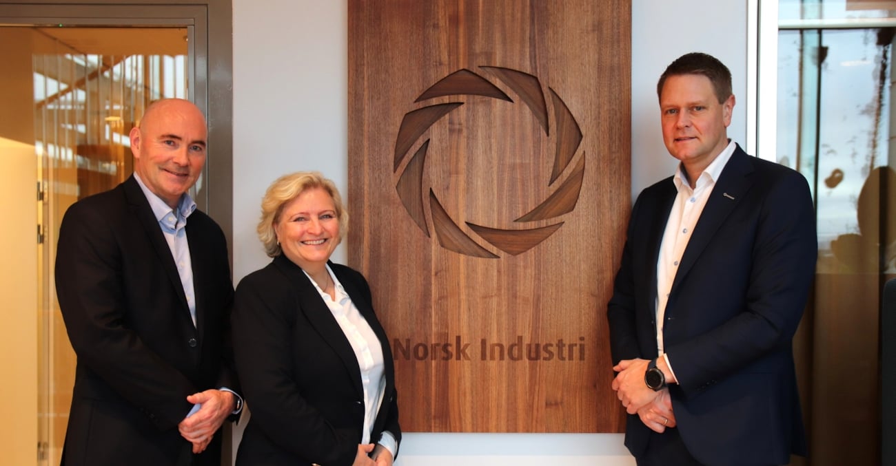 Signering av avtale mellom Norsk Industri og Norsk Bergindustri