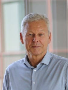 Portrett av Petter Arnesen