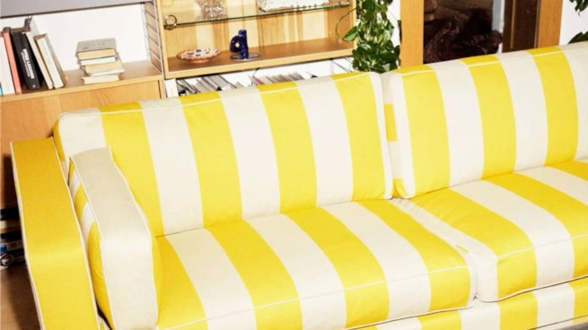Gul sofa