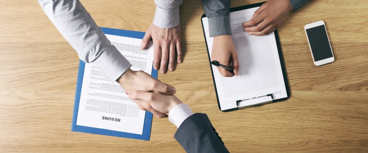 Signering av kontrakt