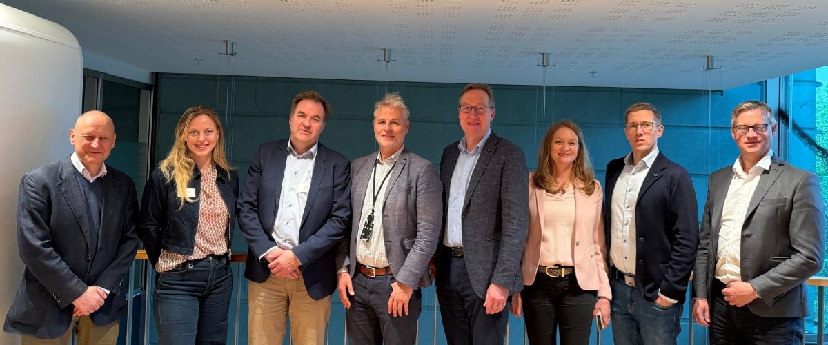 En gjeng blide folk - styret i Norsk Industri Elektro og Energi